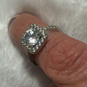 Stunning Halo Cushion-Cut Cubic Zirconia Statement Ring - Size 7